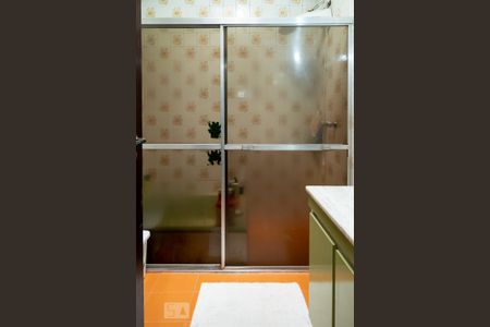 Casa à venda com 490m², 3 quartos e 4 vagasBanheiro Social