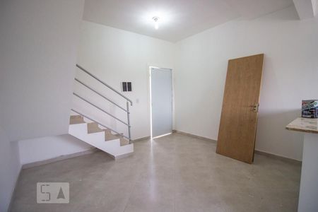 Sala de casa para alugar com 2 quartos, 70m² em Chácaras Santa Martha, Várzea Paulista