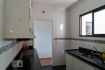 Apartamento para alugar com 67m², 2 quartos e 1 vagaCozinha