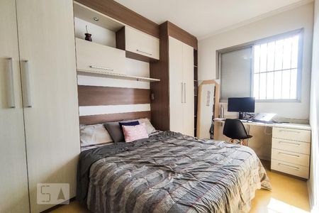 Quarto 1 de apartamento para alugar com 2 quartos, 68m² em Chácara Agrindus, Taboão da Serra