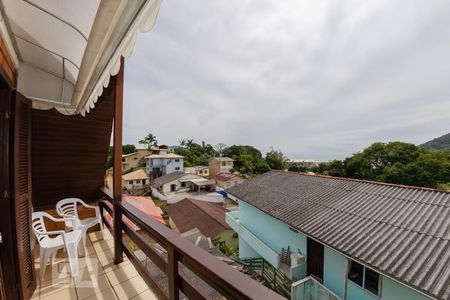 Casa para alugar com 85m², 2 quartos e 1 vagaSacada