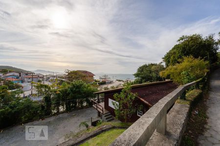 Casa para alugar com 85m², 2 quartos e 1 vagaPraia