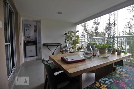 Varanda gourmet de apartamento para alugar com 2 quartos, 85m² em Vila Andrade, São Paulo