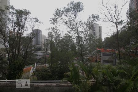 Vista da varanda de apartamento para alugar com 2 quartos, 85m² em Vila Andrade, São Paulo