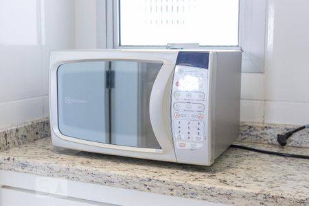 Apartamento para alugar com 100m², 2 quartos e 1 vagaMicroondas