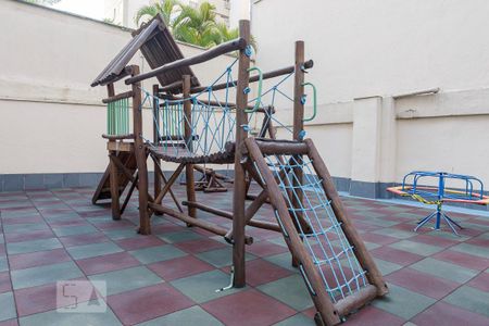 Apartamento para alugar com 100m², 2 quartos e 1 vagaPlayground