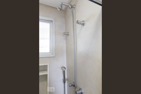 Apartamento para alugar com 100m², 2 quartos e 1 vagaChuveiro
