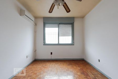 Sala de apartamento à venda com 3 quartos, 84m² em São João, Porto Alegre