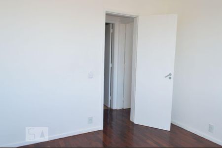 Apartamento à venda com 90m², 2 quartos e 1 vagaQuarto 2