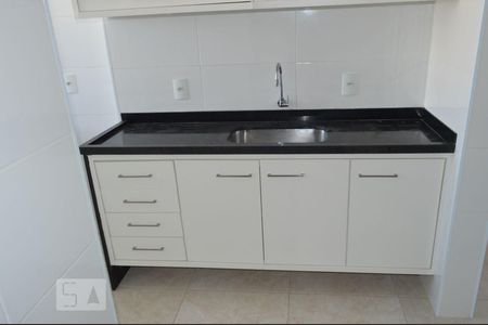 Apartamento à venda com 90m², 2 quartos e 1 vagaCozinha e Área de Serviço
