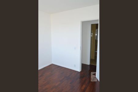 Apartamento à venda com 90m², 2 quartos e 1 vagaQuarto 2