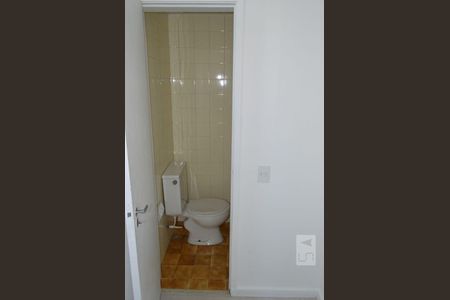 Apartamento à venda com 90m², 2 quartos e 1 vagaQuarto e Banheiro de Serviço