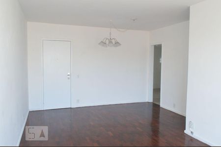 Sala de apartamento à venda com 2 quartos, 90m² em Icaraí, Niterói