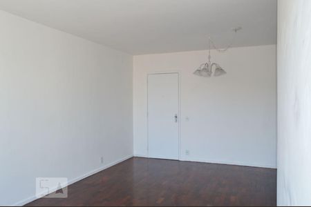 Sala de apartamento à venda com 2 quartos, 90m² em Icaraí, Niterói