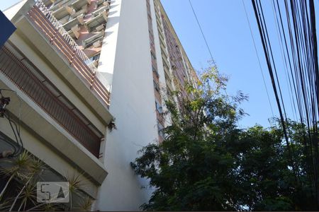 Apartamento à venda com 90m², 2 quartos e 1 vagaFachada