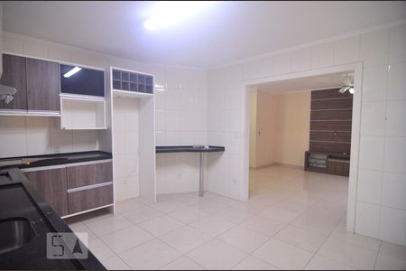 Casa à venda com 511m², 4 quartos e 10 vagasCozinha