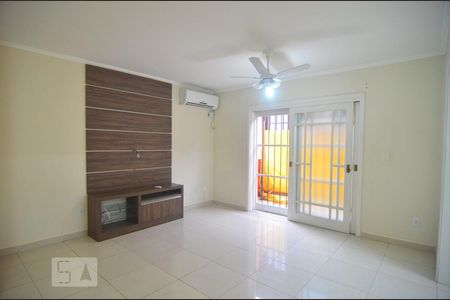 Sala 1 de casa à venda com 4 quartos, 511m² em Niterói, Canoas