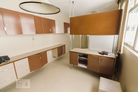 Apartamento à venda com 164m², 4 quartos e 2 vagasCozinha