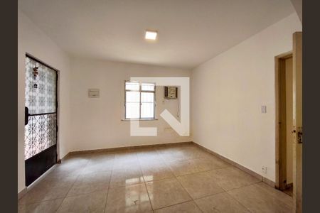 Sala de casa para alugar com 4 quartos, 282m² em São Cristóvão, Rio de Janeiro