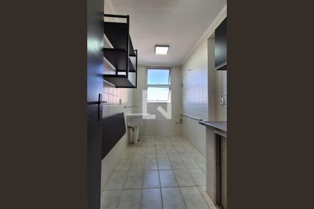 Cozinha e Área de Serviço de kitnet/studio para alugar com 1 quarto, 33m² em Botafogo, Campinas