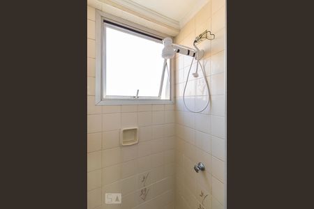 Banheiro de kitnet/studio para alugar com 1 quarto, 33m² em Botafogo, Campinas