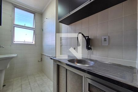 Cozinha e Área de Serviço de kitnet/studio para alugar com 1 quarto, 33m² em Botafogo, Campinas