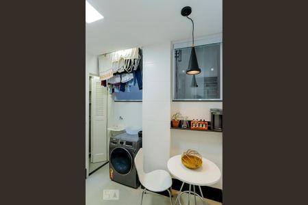 Apartamento à venda com 50m², 1 quarto e sem vaga Apartamento à venda com 50m², 1 quarto e sem vagaCozinha e Área de Serviço