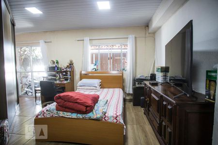 Suite de casa à venda com 4 quartos, 300m² em Parque Jabaquara, São Paulo