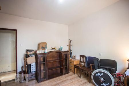 Casa à venda com 300m², 4 quartos e 5 vagas Casa à venda com 300m², 4 quartos e 5 vagasQuarto 2