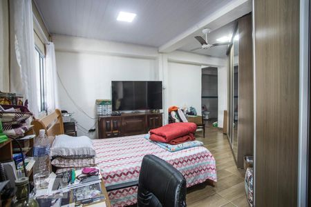 Suite de casa à venda com 4 quartos, 300m² em Parque Jabaquara, São Paulo