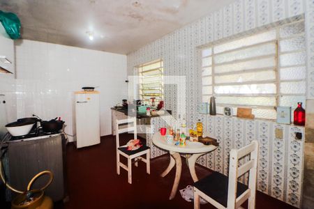 Casa para alugar com 200m², 4 quartos e 3 vagas Casa para alugar com 200m², 4 quartos e 3 vagasCozinha