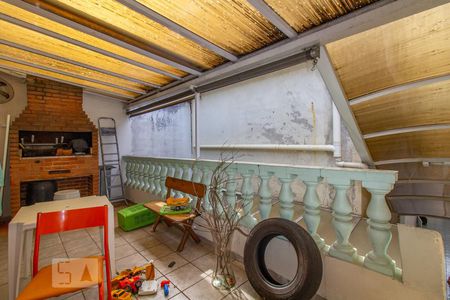 Casa à venda com 150m², 3 quartos e 2 vagas Casa à venda com 150m², 3 quartos e 2 vagasTerraço/Churrasqueira