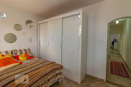 Casa à venda com 150m², 3 quartos e 2 vagas Casa à venda com 150m², 3 quartos e 2 vagasQuarto 3