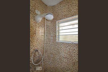 Casa à venda com 150m², 3 quartos e 2 vagas Casa à venda com 150m², 3 quartos e 2 vagasBanheiro Social