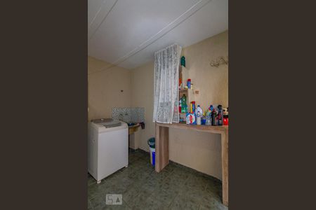 Casa à venda com 150m², 3 quartos e 2 vagas Casa à venda com 150m², 3 quartos e 2 vagasLavanderia