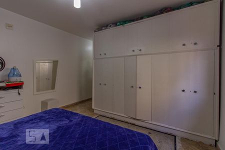 Casa à venda com 150m², 3 quartos e 2 vagas Casa à venda com 150m², 3 quartos e 2 vagasQuarto 2 - Suíte