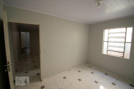 Quarto 2 de casa para alugar com 2 quartos, 50m² em Conjunto G, Brasília