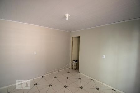 Sala de casa para alugar com 2 quartos, 50m² em Conjunto G, Brasília