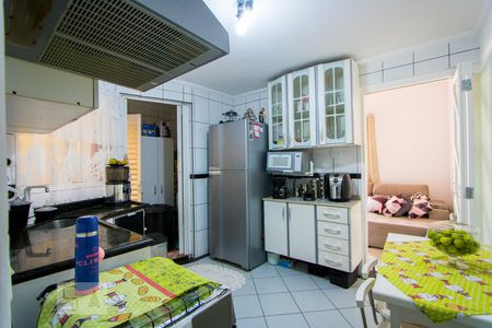 Apartamento à venda com 94m², 3 quartos e 2 vagasCozinha
