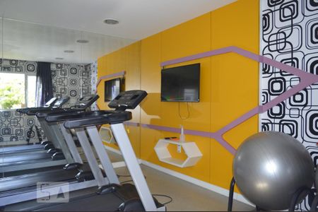 Apartamento para alugar com 33m², 1 quarto e sem vagaAcademia