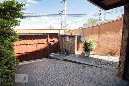 Casa à venda com 262m², 4 quartos e 3 vagas Casa à venda com 262m², 4 quartos e 3 vagasgaragem