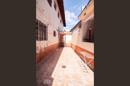 Casa à venda com 262m², 4 quartos e 3 vagas Casa à venda com 262m², 4 quartos e 3 vagasquintal