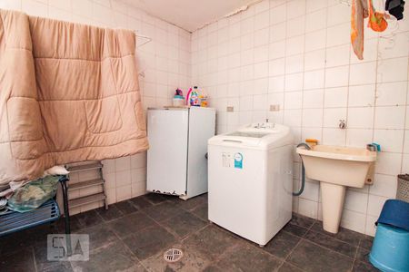 Casa à venda com 262m², 4 quartos e 3 vagas Casa à venda com 262m², 4 quartos e 3 vagasarea de serviço