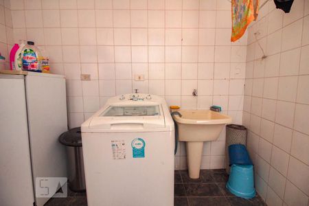 Casa à venda com 262m², 4 quartos e 3 vagas Casa à venda com 262m², 4 quartos e 3 vagasarea de serviço