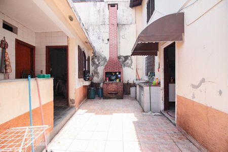 Casa à venda com 262m², 4 quartos e 3 vagas Casa à venda com 262m², 4 quartos e 3 vagasarea churrasqueira