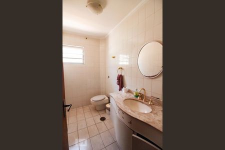 Casa à venda com 262m², 4 quartos e 3 vagas Casa à venda com 262m², 4 quartos e 3 vagaslavabo