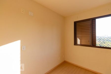 Apartamento à venda com 56m², 3 quartos e 1 vagaQuarto 2