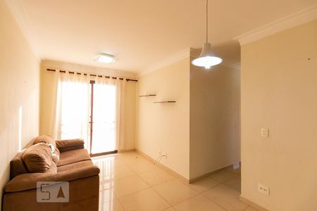 Sala de apartamento à venda com 3 quartos, 56m² em Vila Araguaia, São Paulo