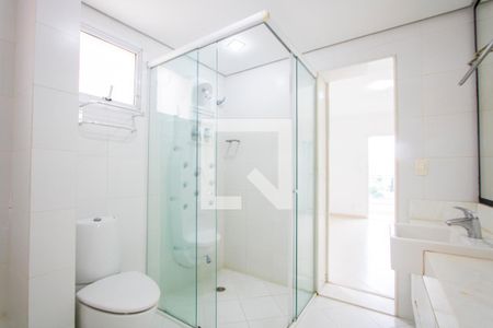 Apartamento para alugar com 130m², 2 quartos e 3 vagas Apartamento para alugar com 130m², 2 quartos e 3 vagasBanheiro do quarto 1