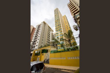 Apartamento para alugar com 130m², 2 quartos e 3 vagas Apartamento para alugar com 130m², 2 quartos e 3 vagasFachada